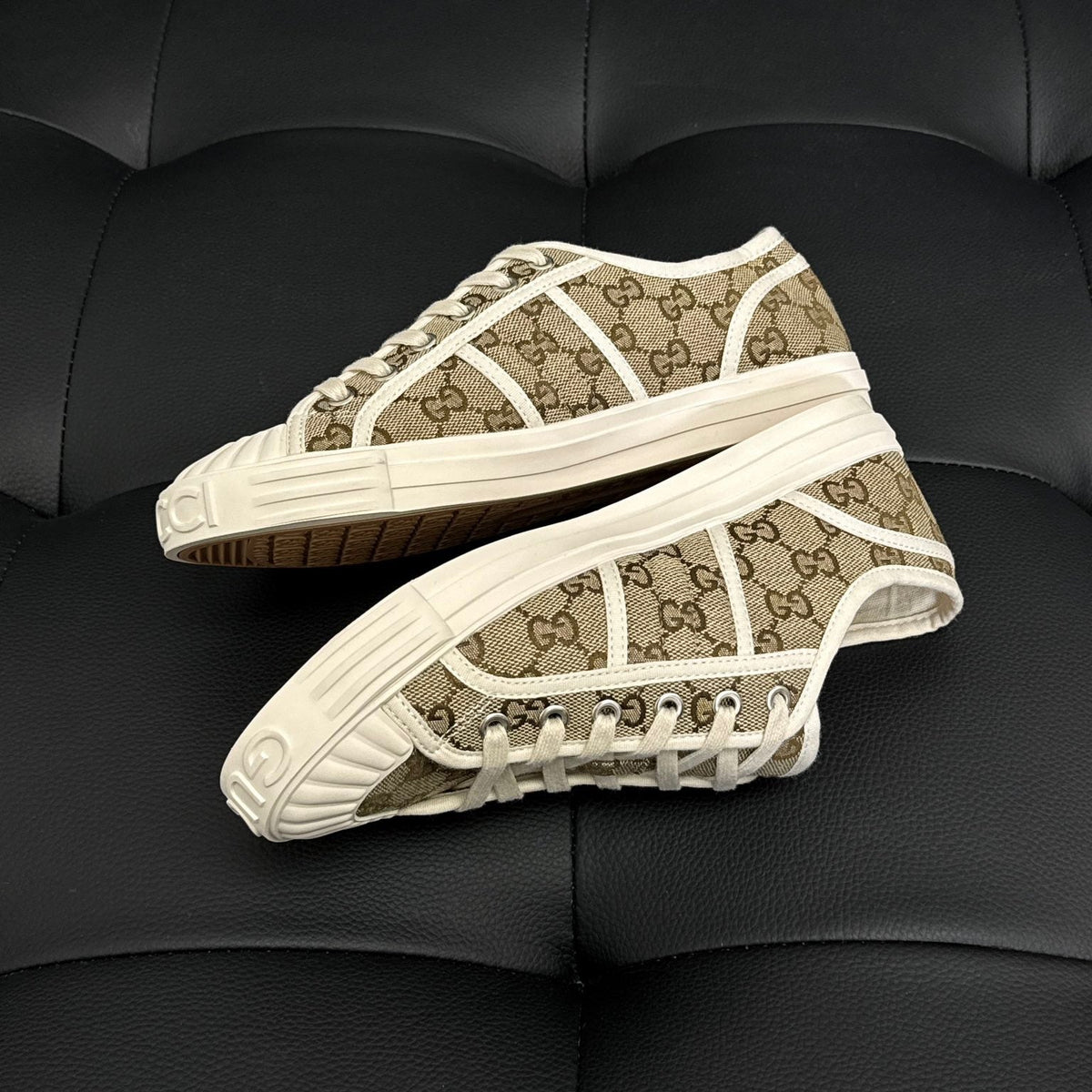 GG SNEAKERS