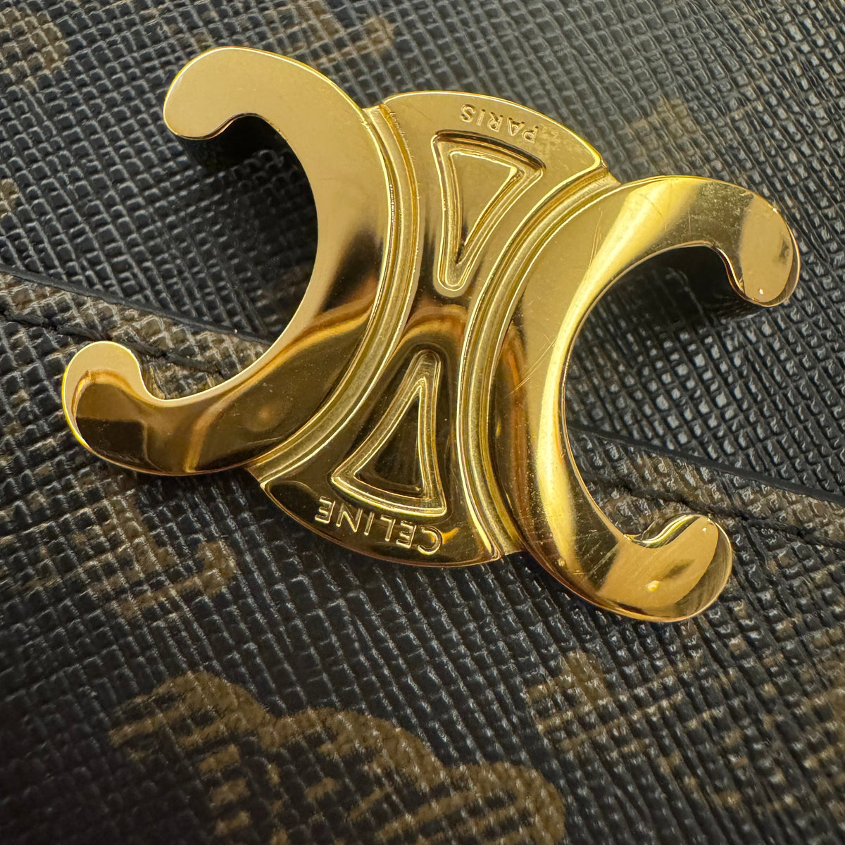 CEL BUSINESS CARD HOLDER TRIOMPHE