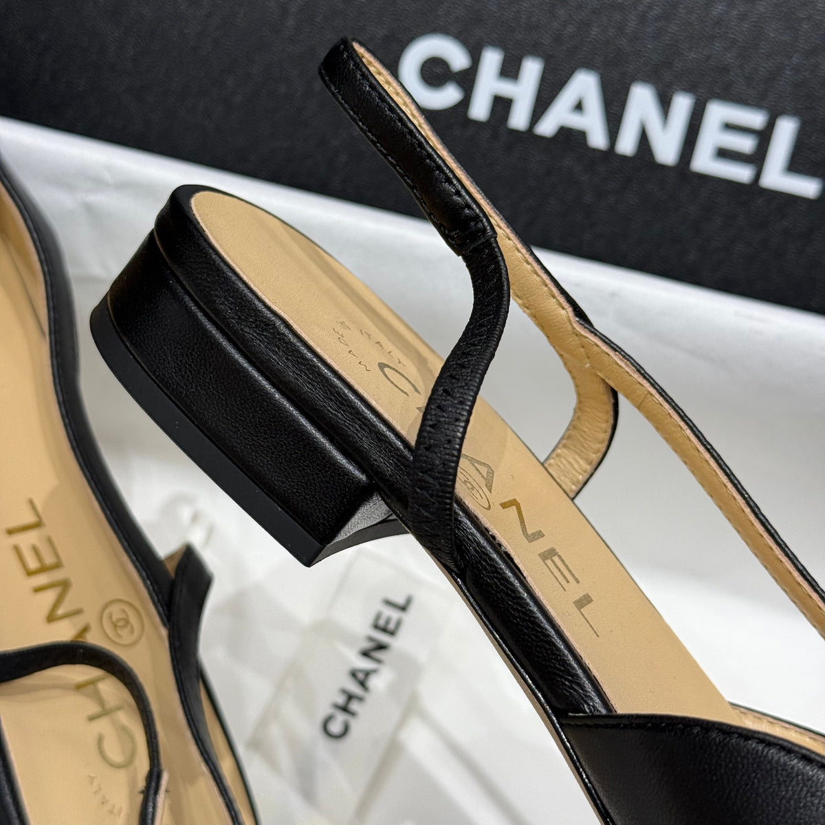 CC SLINGBACK PUMPS