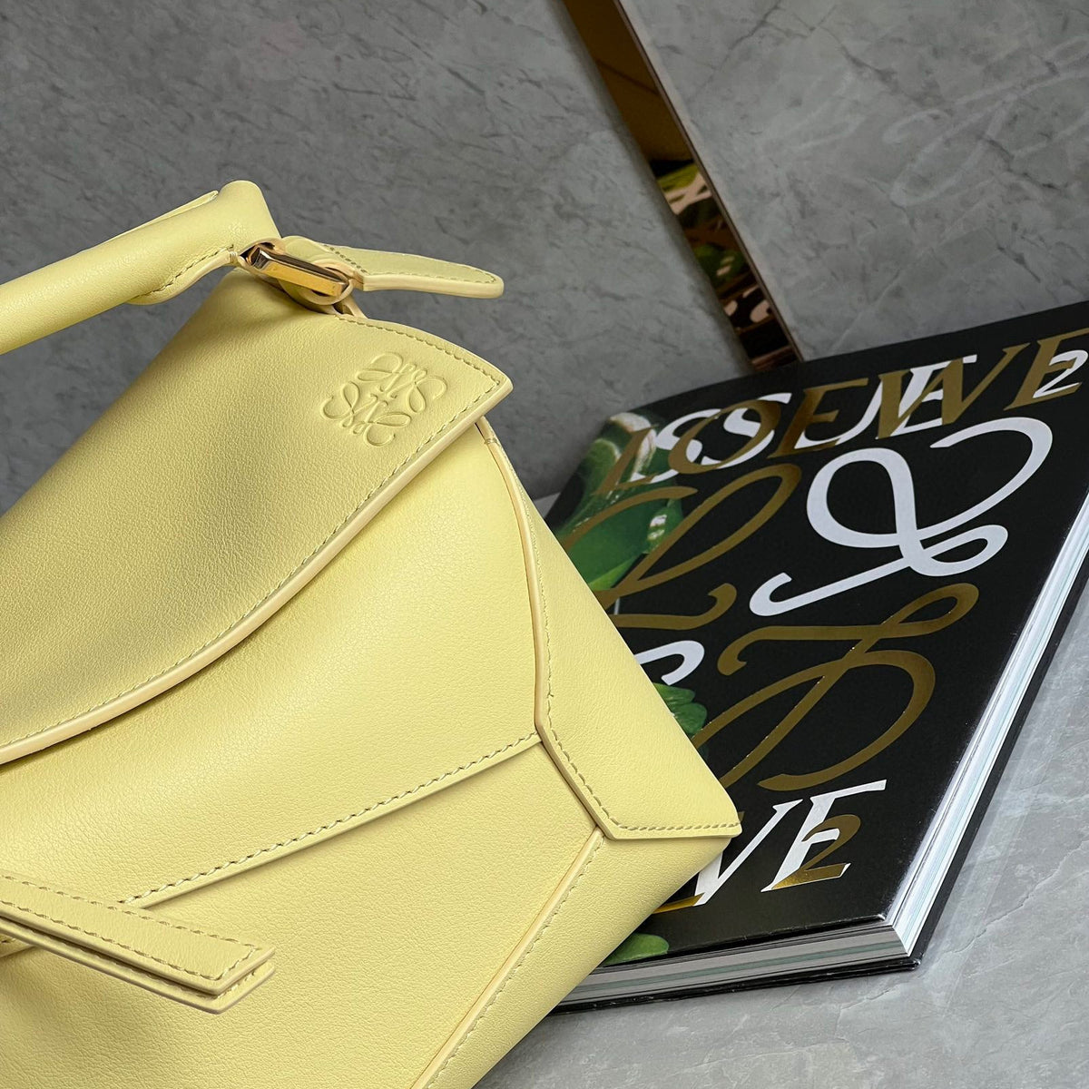 LOEW SMALL PUZZLE EDGE BAG