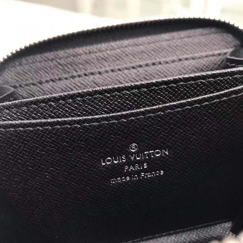 I W Fashion Lu-Vi bags - 9104