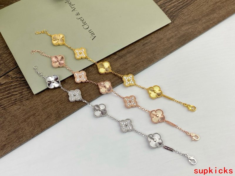 Van Cleef & Arples Jewelry