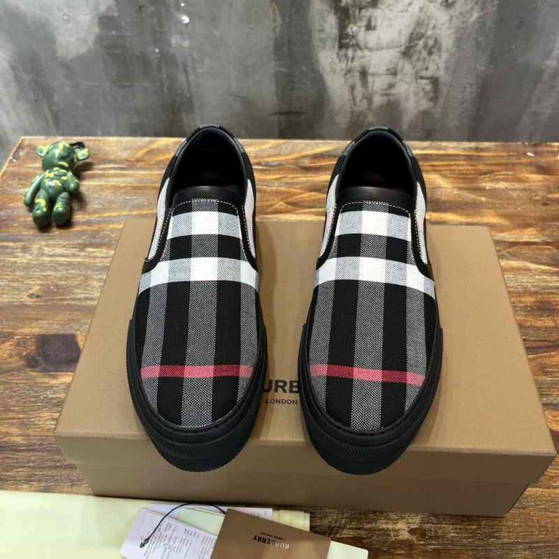 Burberry Luxury Shoes