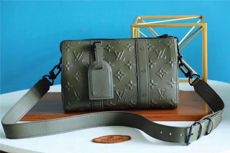 I W Fashion Lu-Vi bags - 11267