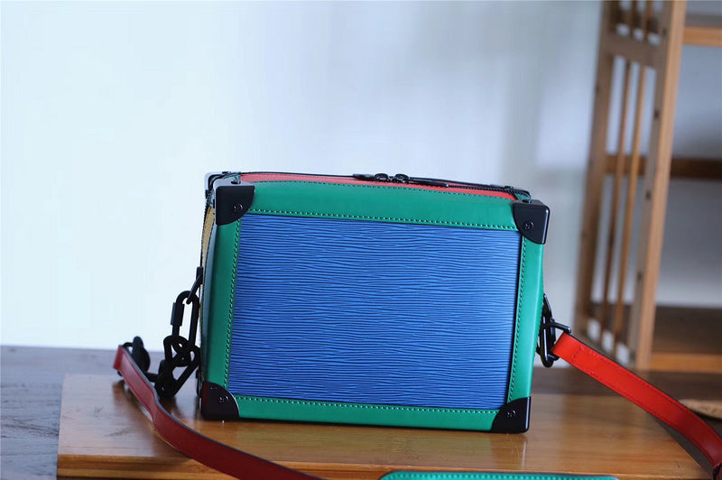 I W Fashion Lu-Vi bags - 10180