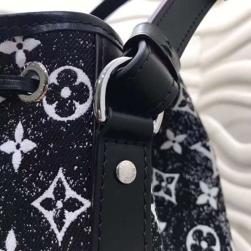 LOV2 Bags - Luxurious Bags  517