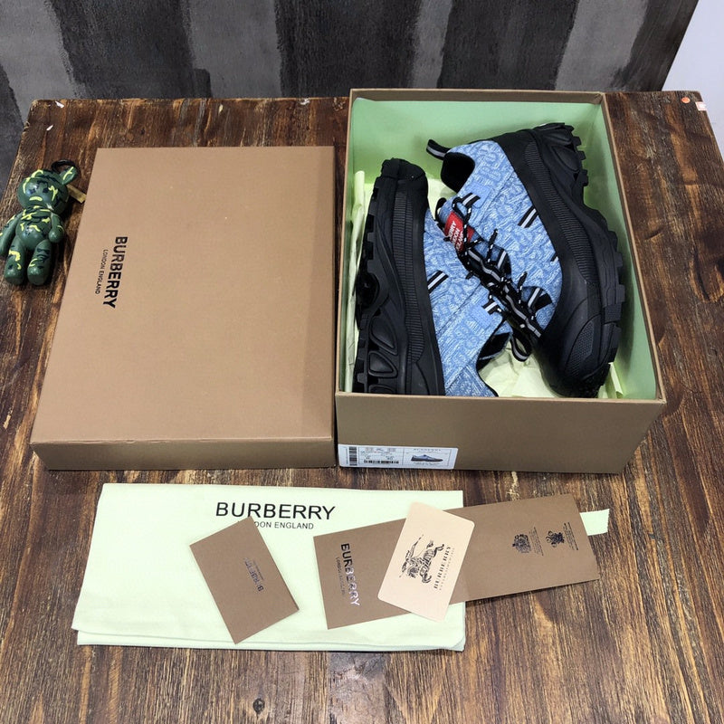 Burberry Luxury Shoes