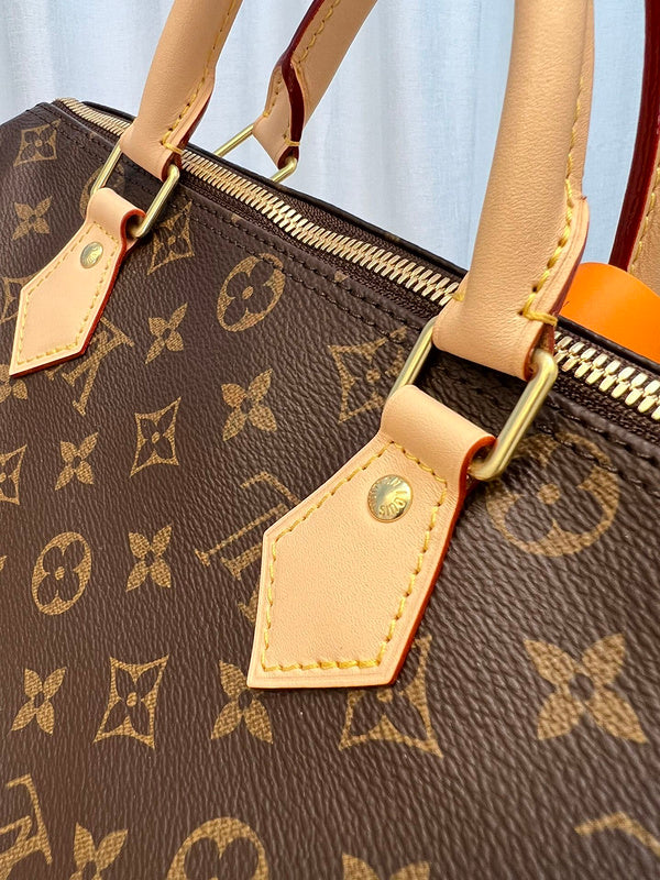 I W Fashion Lu-Vi Bags - 16779