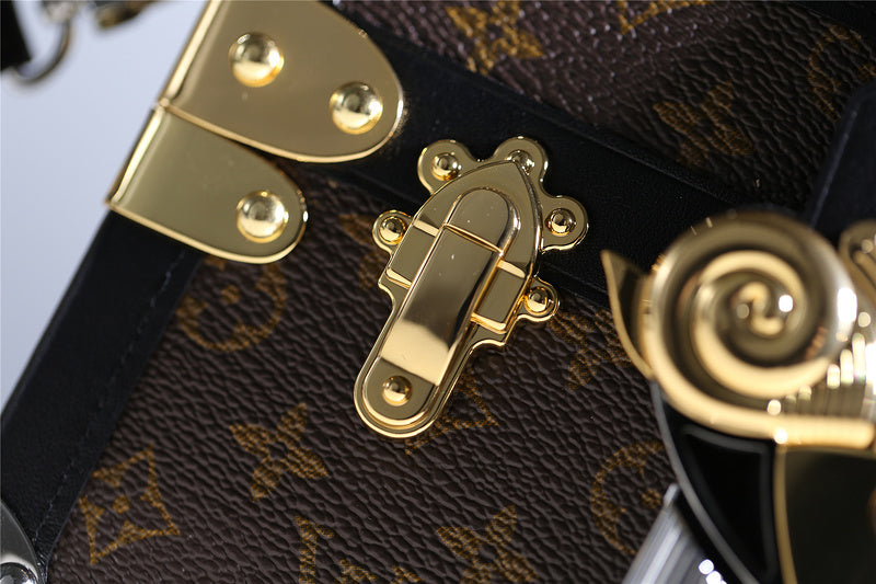 I W Fashion Lu-Vi bags - 8226