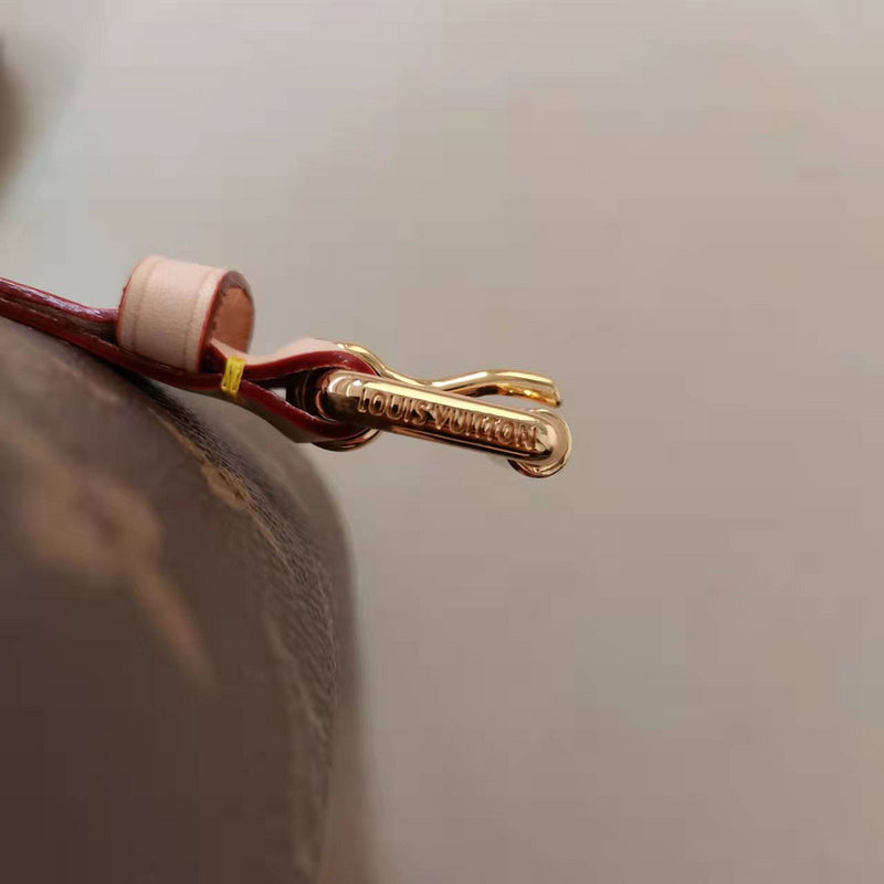 I W Fashion Lu-Vi Bags - 16901