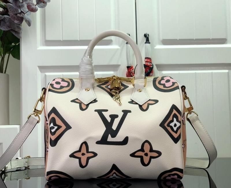 Mila's Edit - LOV Bags - 2209