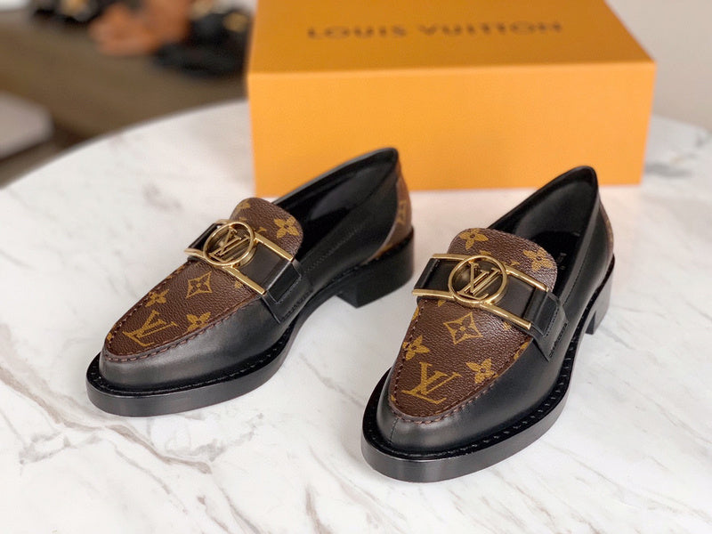 Louis Vuittion Luxury Shoes