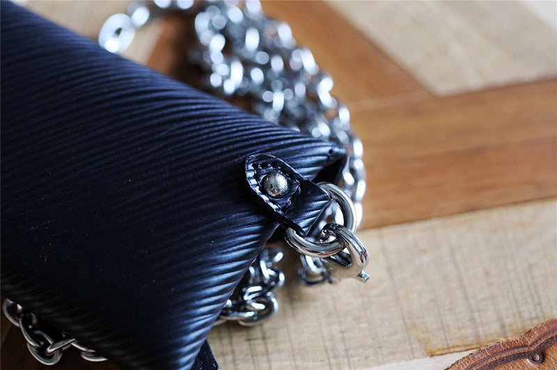 I W Fashion Lu-Vi bags - 9330