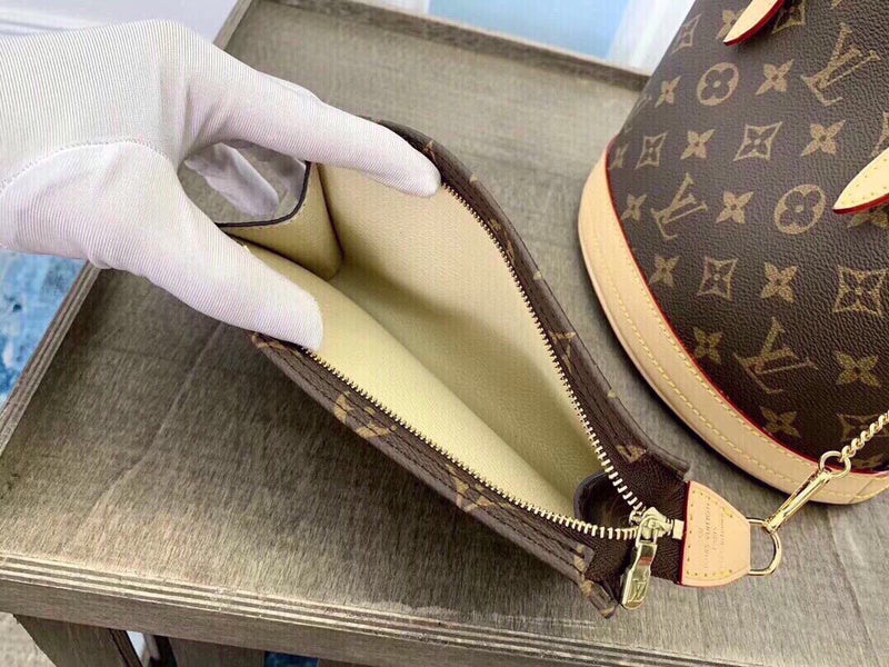 I W Fashion Lu-Vi bags - 17086