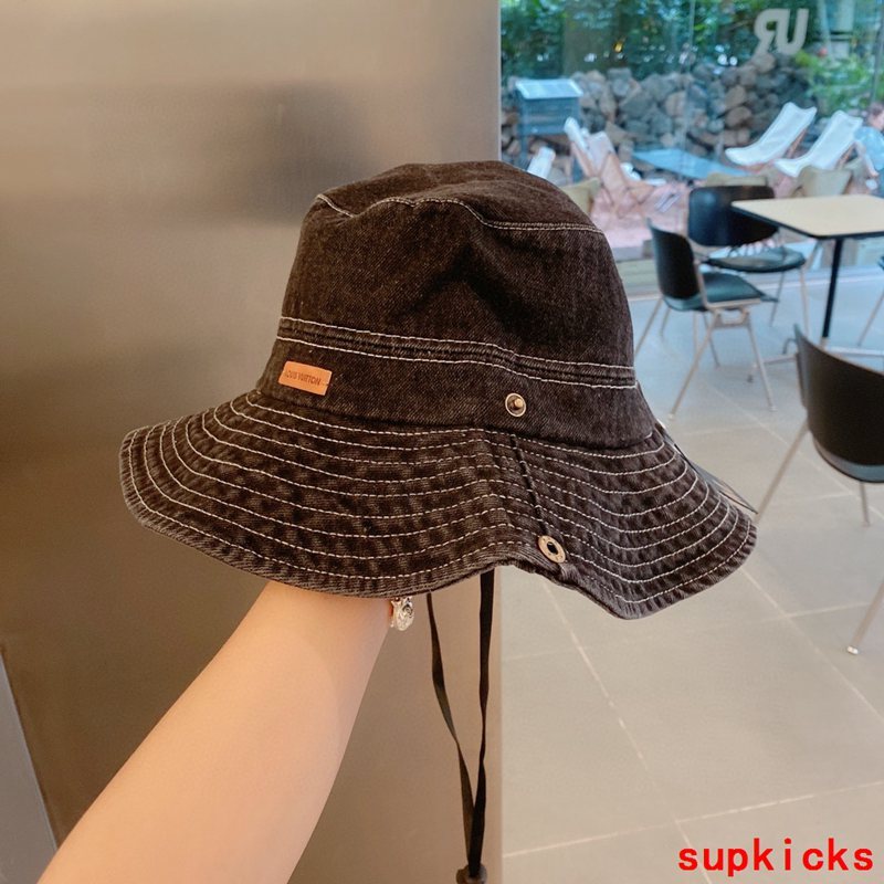 Louis Vuitton Luxury Cap