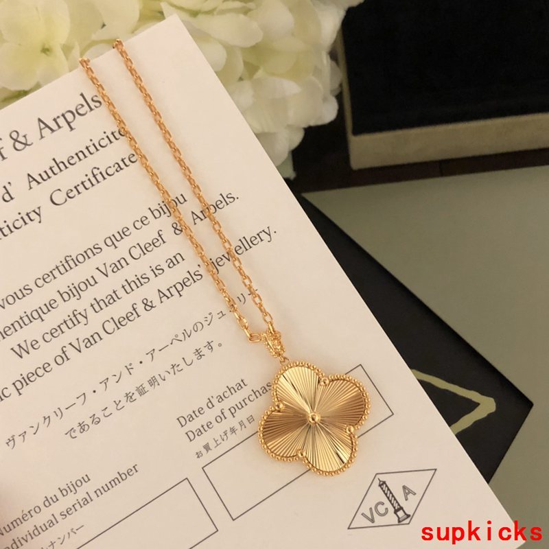 Van Cleef & Arples Jewelry