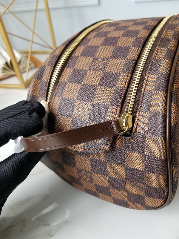 I W Fashion Lu-Vi bags - 17475