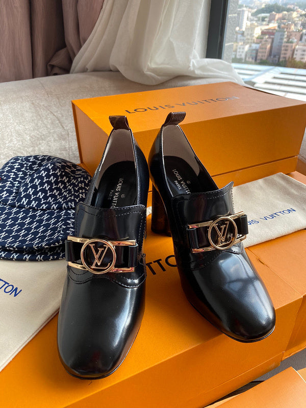 Louis Vuittion Luxury Shoes