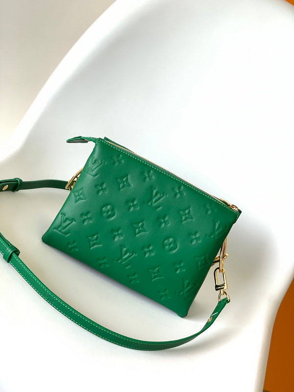 I W Fashion Lu-Vi bags - 17322
