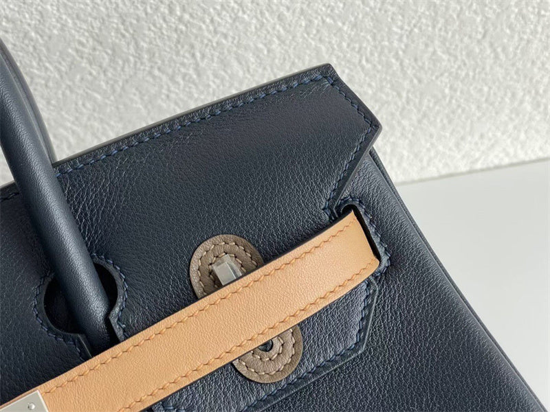 PHA - HMS Bags - 1107