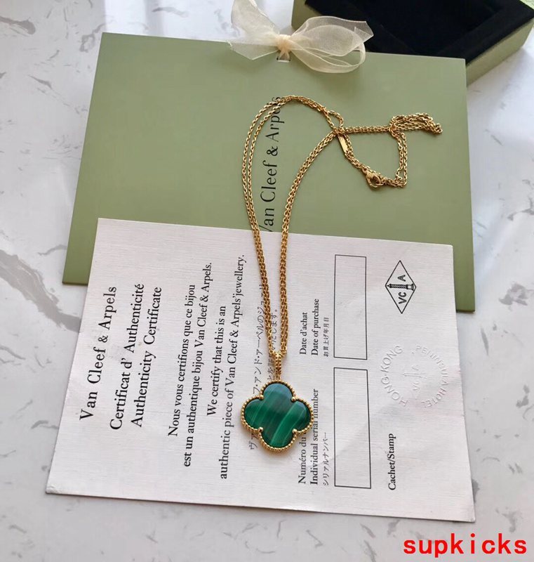 Van Cleef & Arples Jewelry