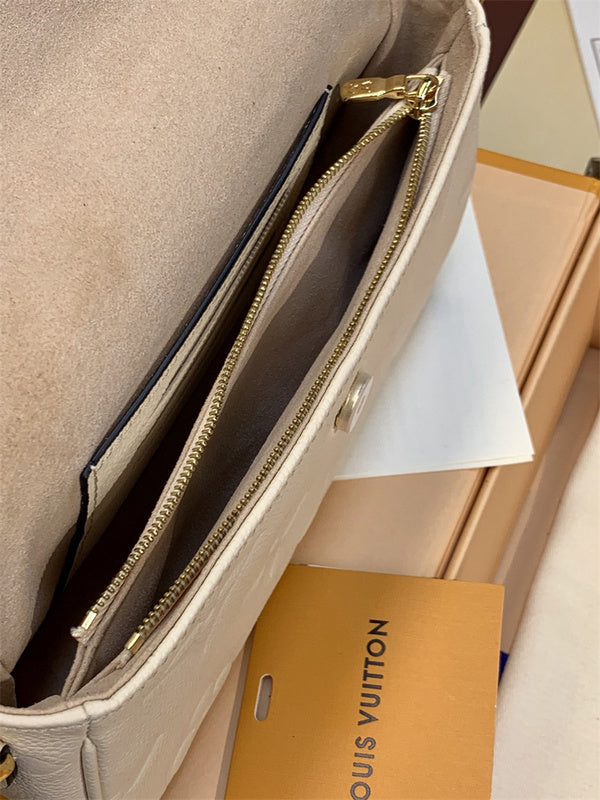 PHA - LOV Bags - 090