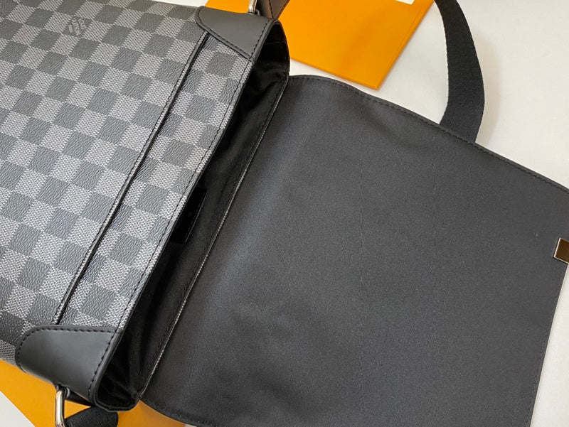 I W Fashion Lu-Vi bags - 17652