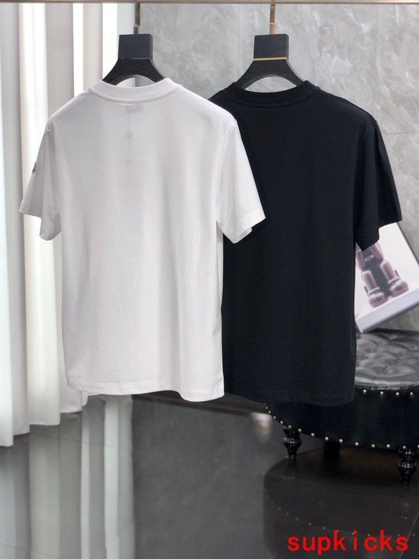 Moncler Luxury Cloth