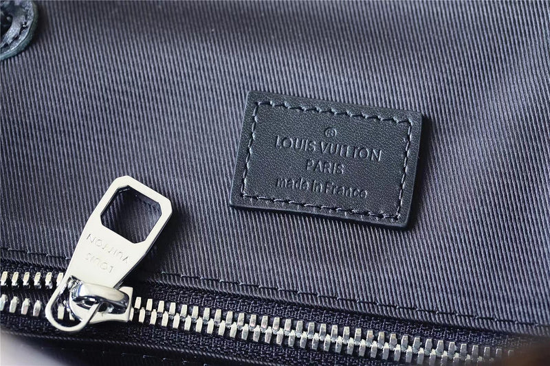 I W Fashion Lu-Vi bags - 9656