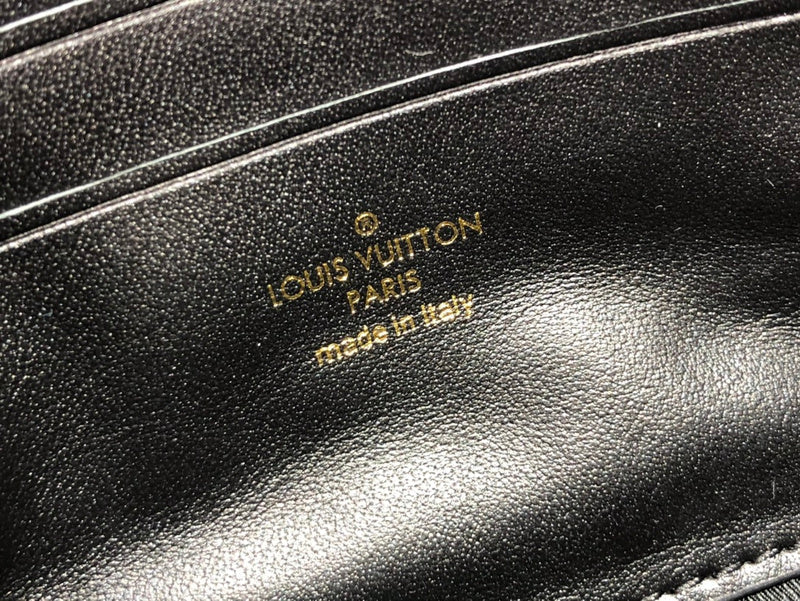 I W Fashion Lu-Vi Bags - 16735
