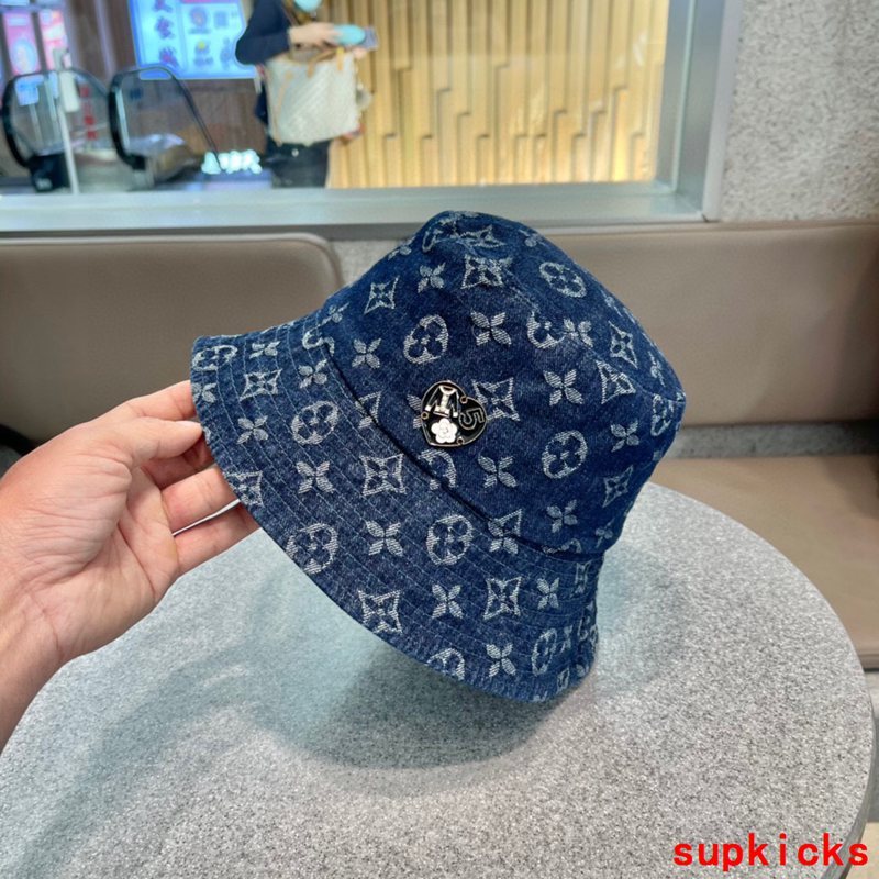 Louis Vuitton Luxury Cap