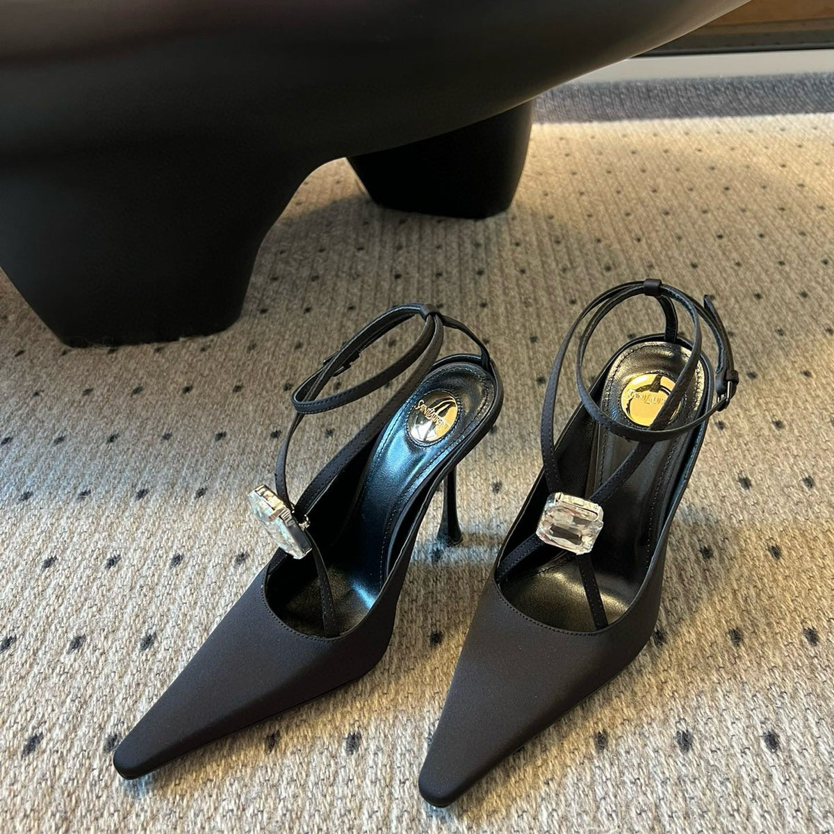 SL HEELS