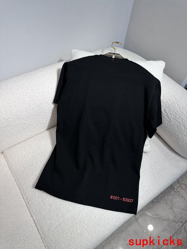Moncler Luxury Cloth