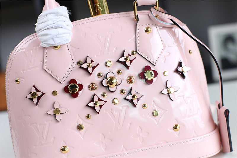 I W Fashion Lu-Vi bags - 8266