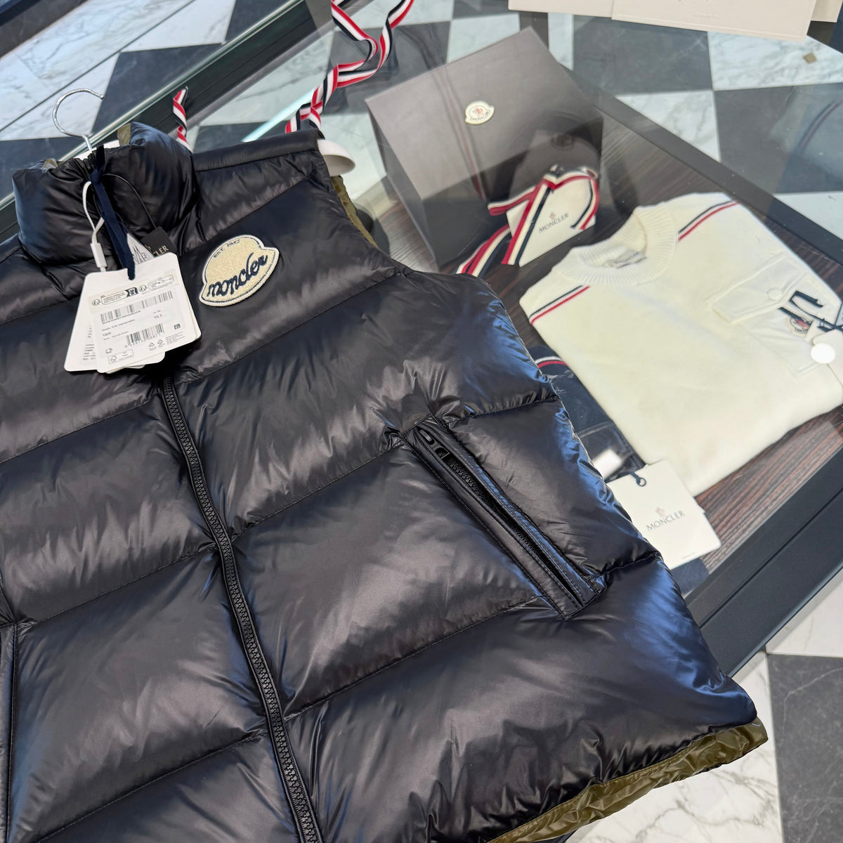 MONC LIPSI VEST