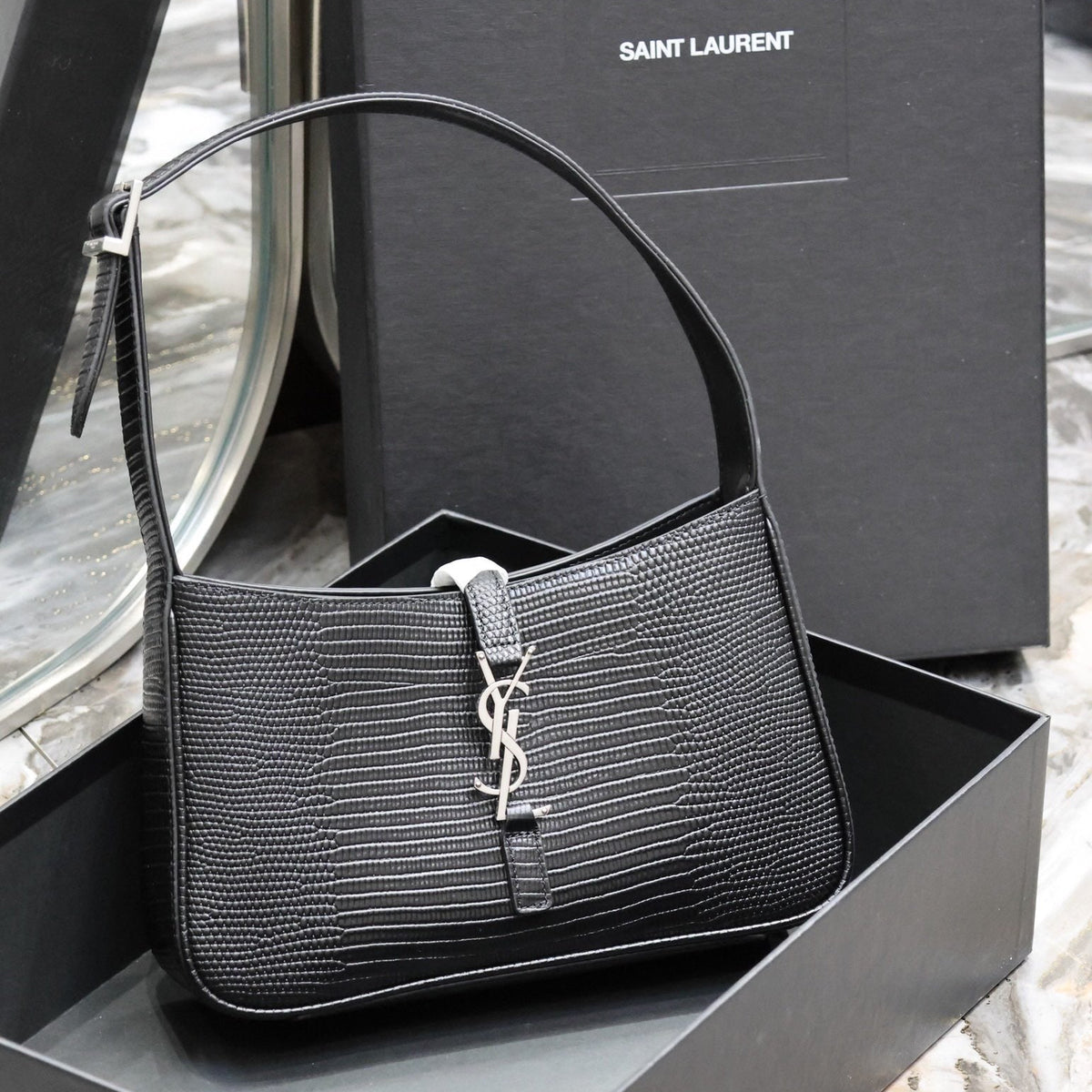 SL LE 5 A 7 HOBO BAG