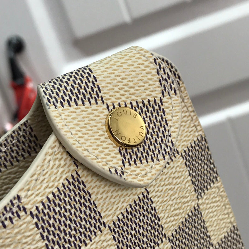 I W Fashion Lu-Vi bags - 9312