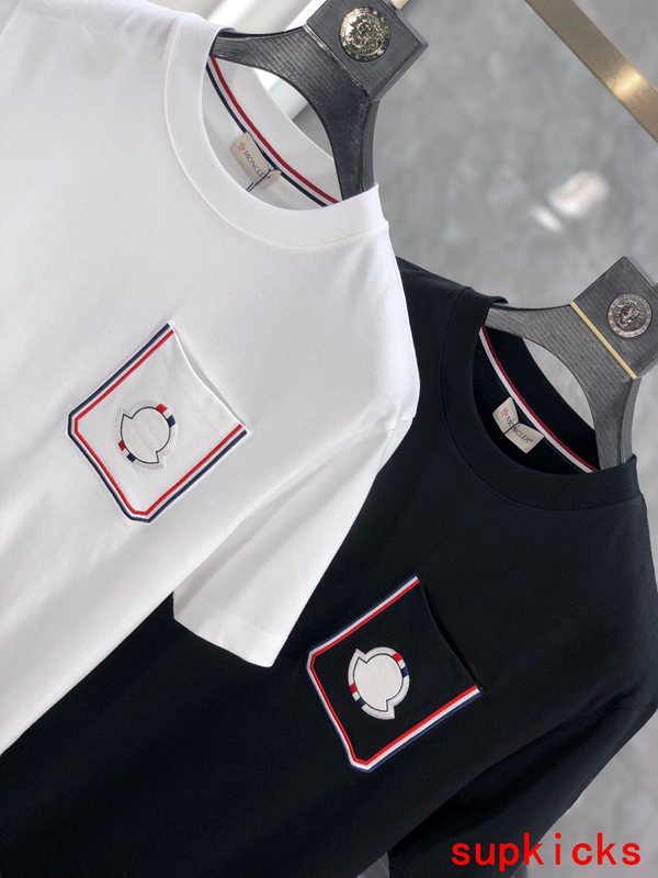 Moncler Luxury Cloth
