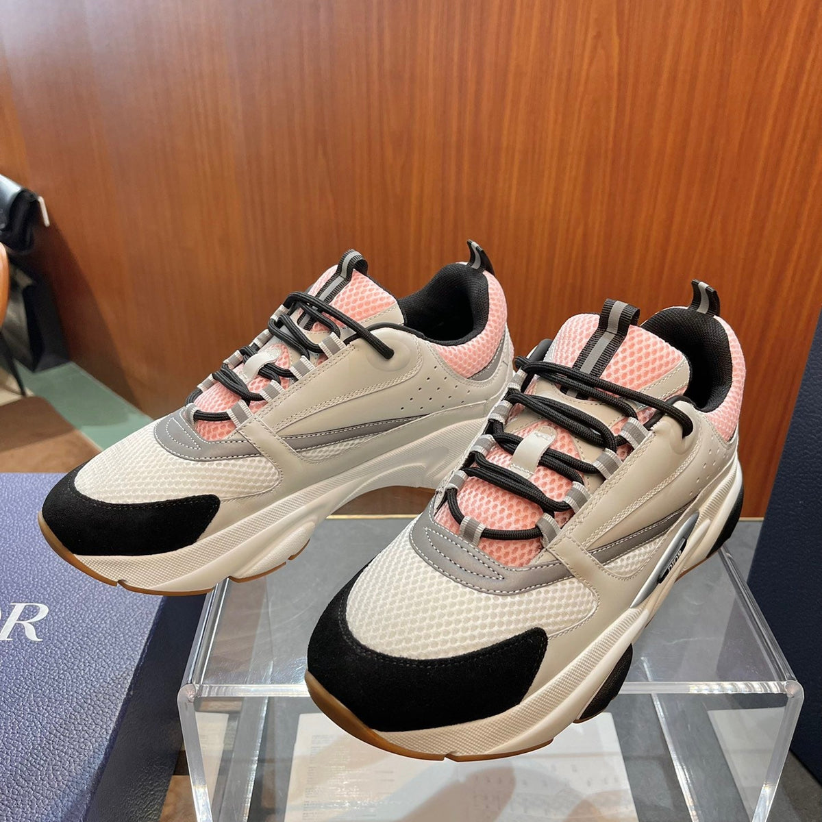 CD B22 SNEAKERS