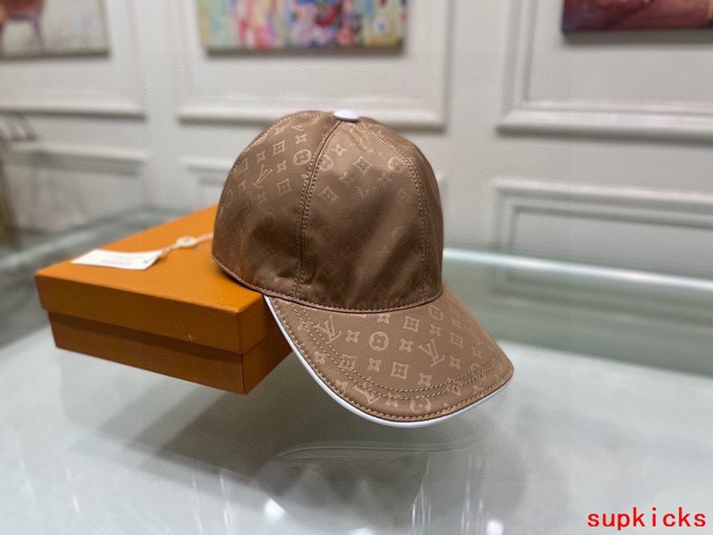 Louis Vuitton Luxury Cap