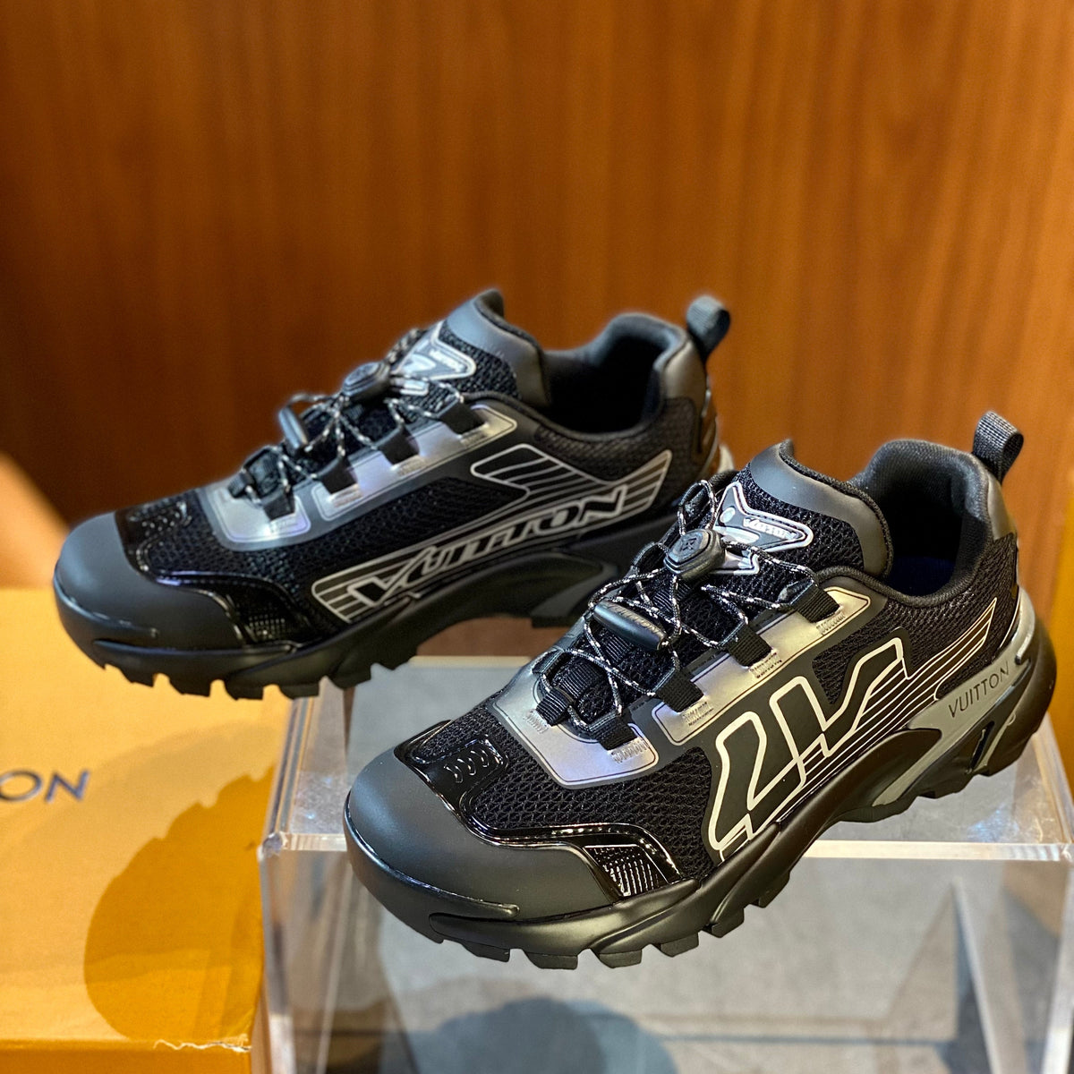 LOU RUNNER TATIC SNEAKER