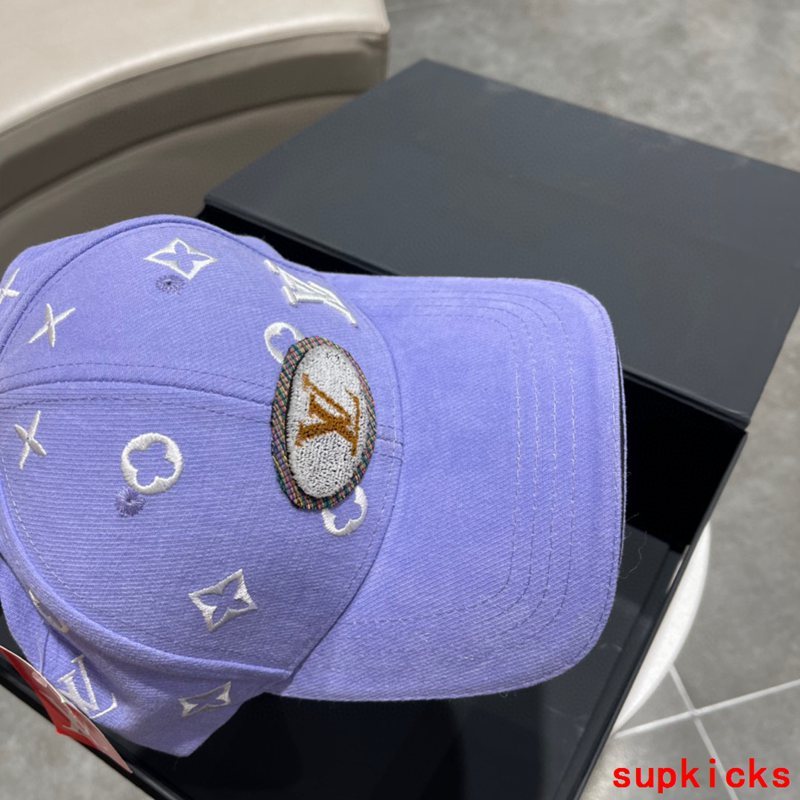 Louis Vuitton Luxury Cap