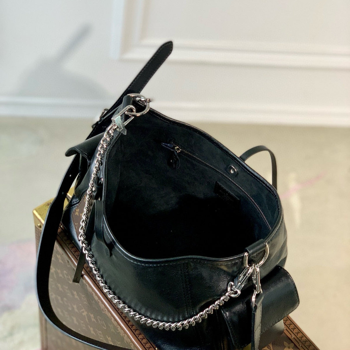 LOU CARRYALL CARGO VIBE PM BAG
