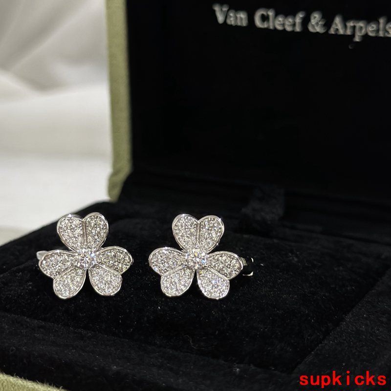 Van Cleef & Arples Jewelry