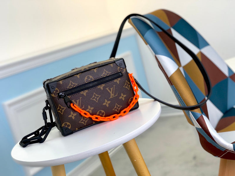 I W Fashion Lu-Vi bags - 17082