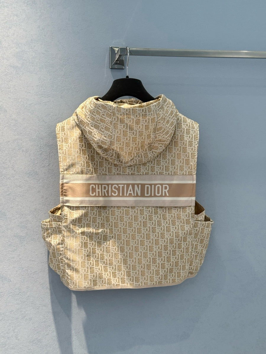CD VEST