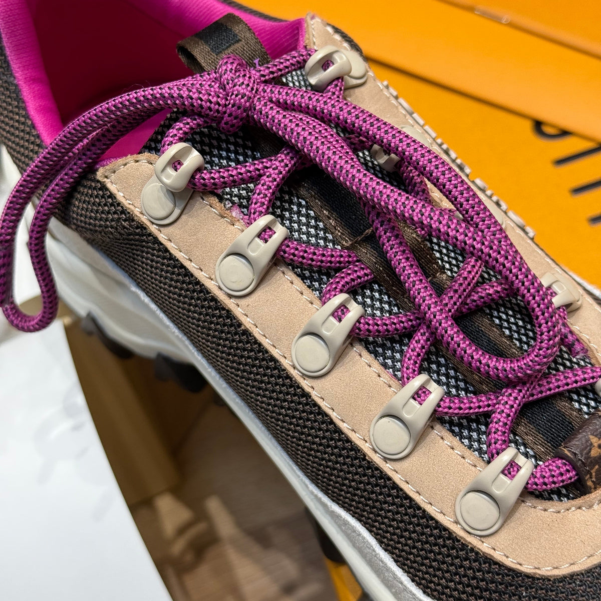 LOU RUSH XPLORER SNEAKERS