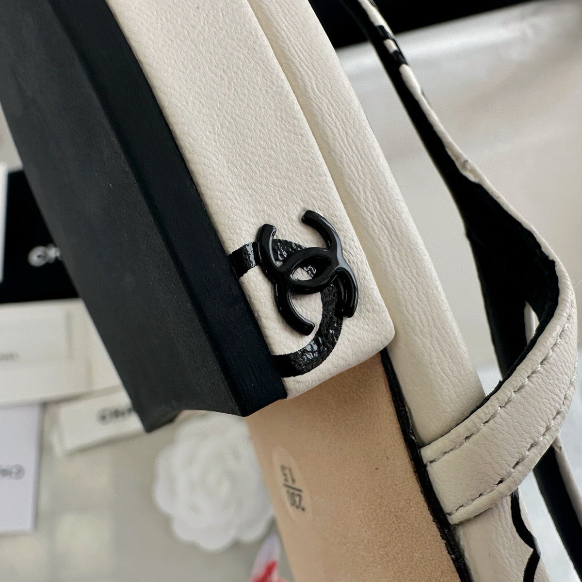 CC SLINGBACK