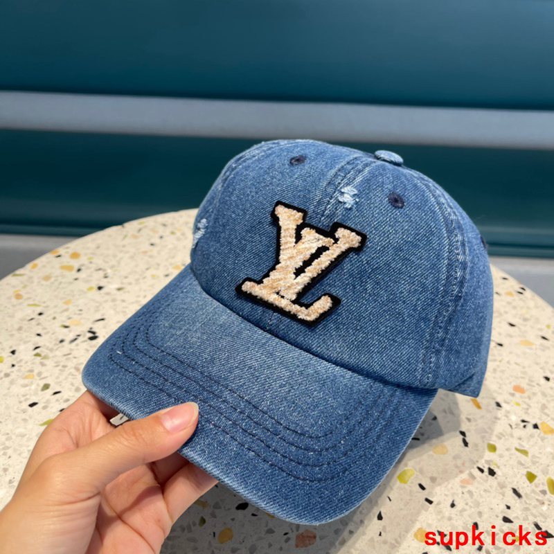 Louis Vuitton Luxury Cap