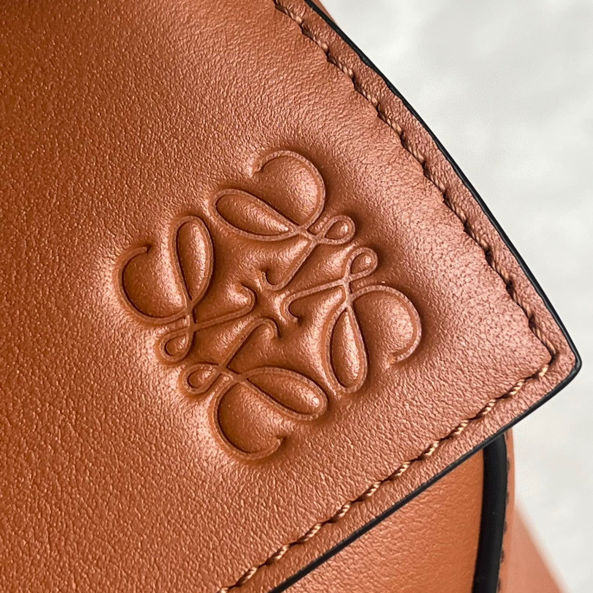 LOEW SMALL PUZZLE EDGE BAG